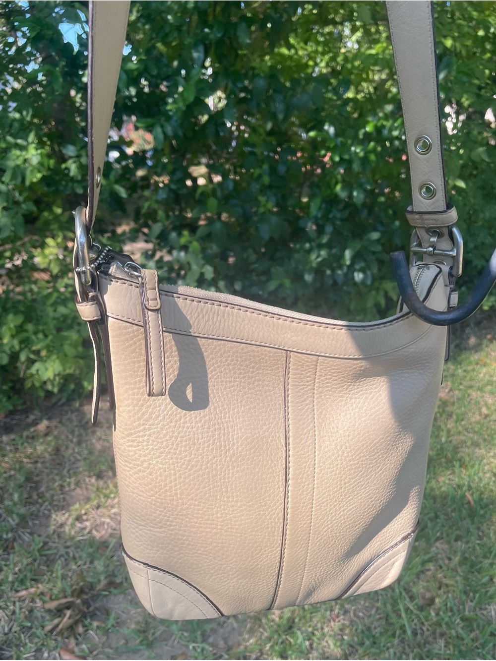Coach Beige Leather Shoulder Bag